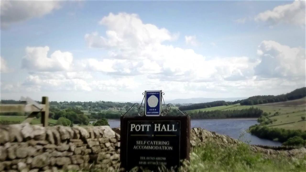 Pott Hall Masham Kültér fotó